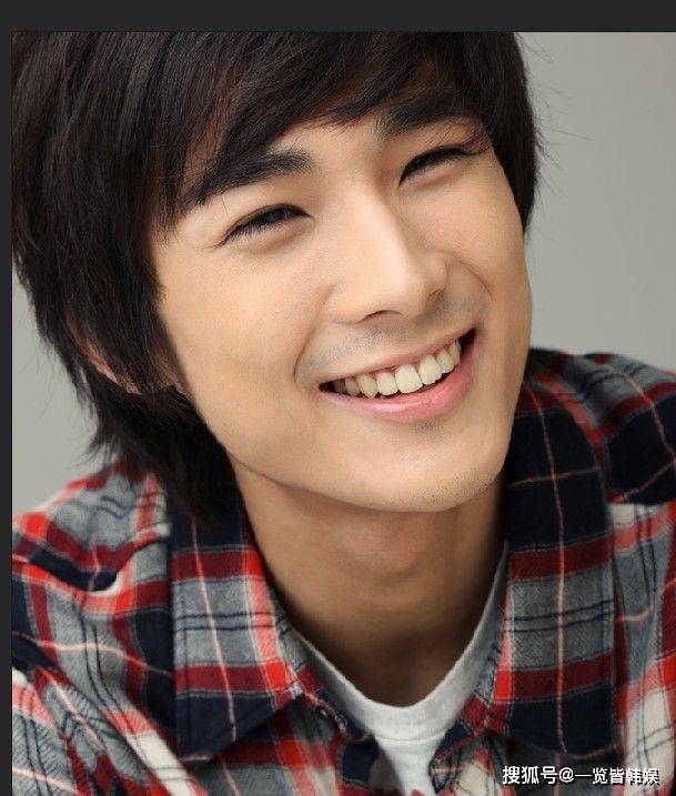 小俊熙崔宇革现状成谜 凭借蓝色生死恋爆红 为学业隐匿娱乐圈多年_手