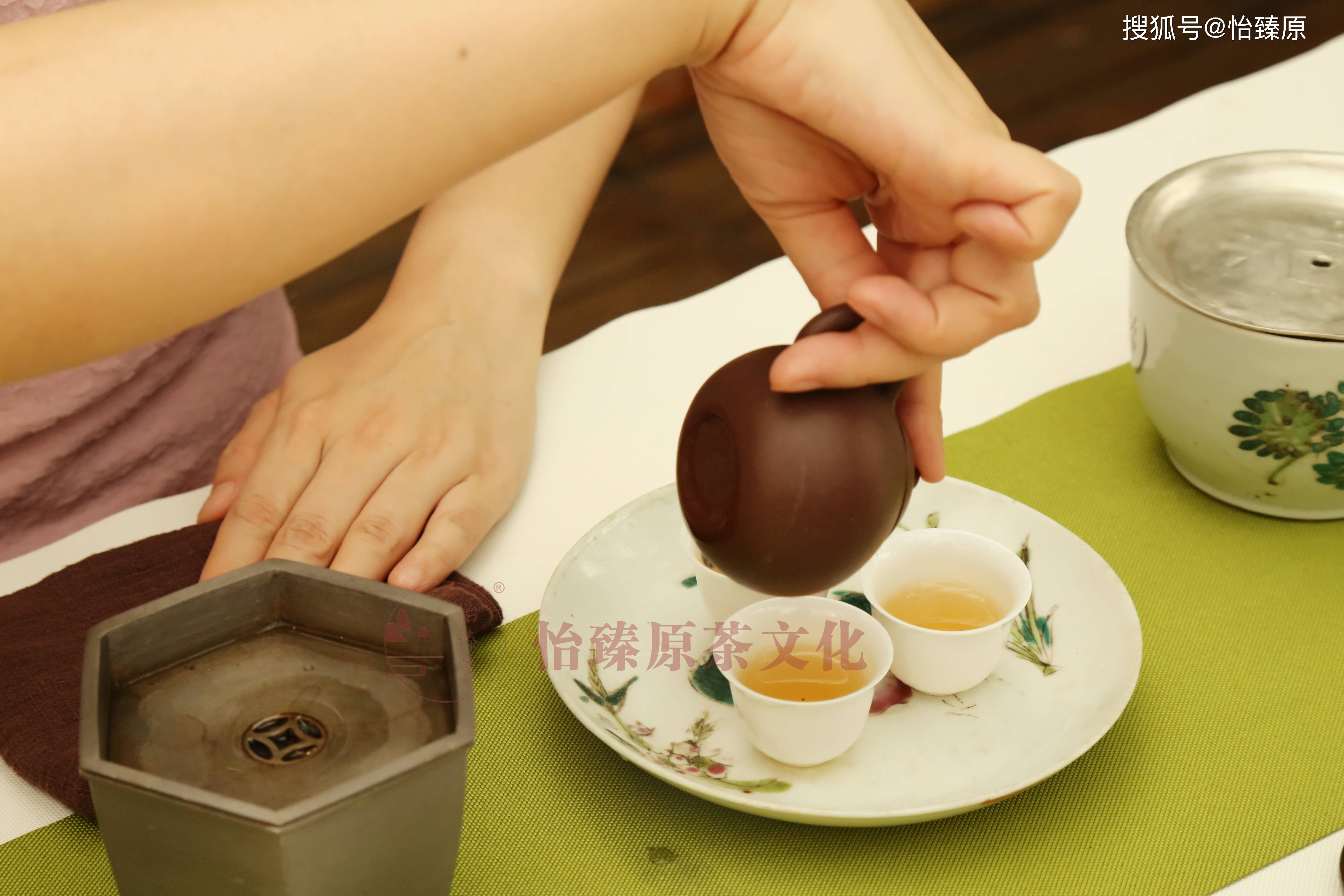 我的茶生活:乌龙茶用紫砂壶这样泡更香