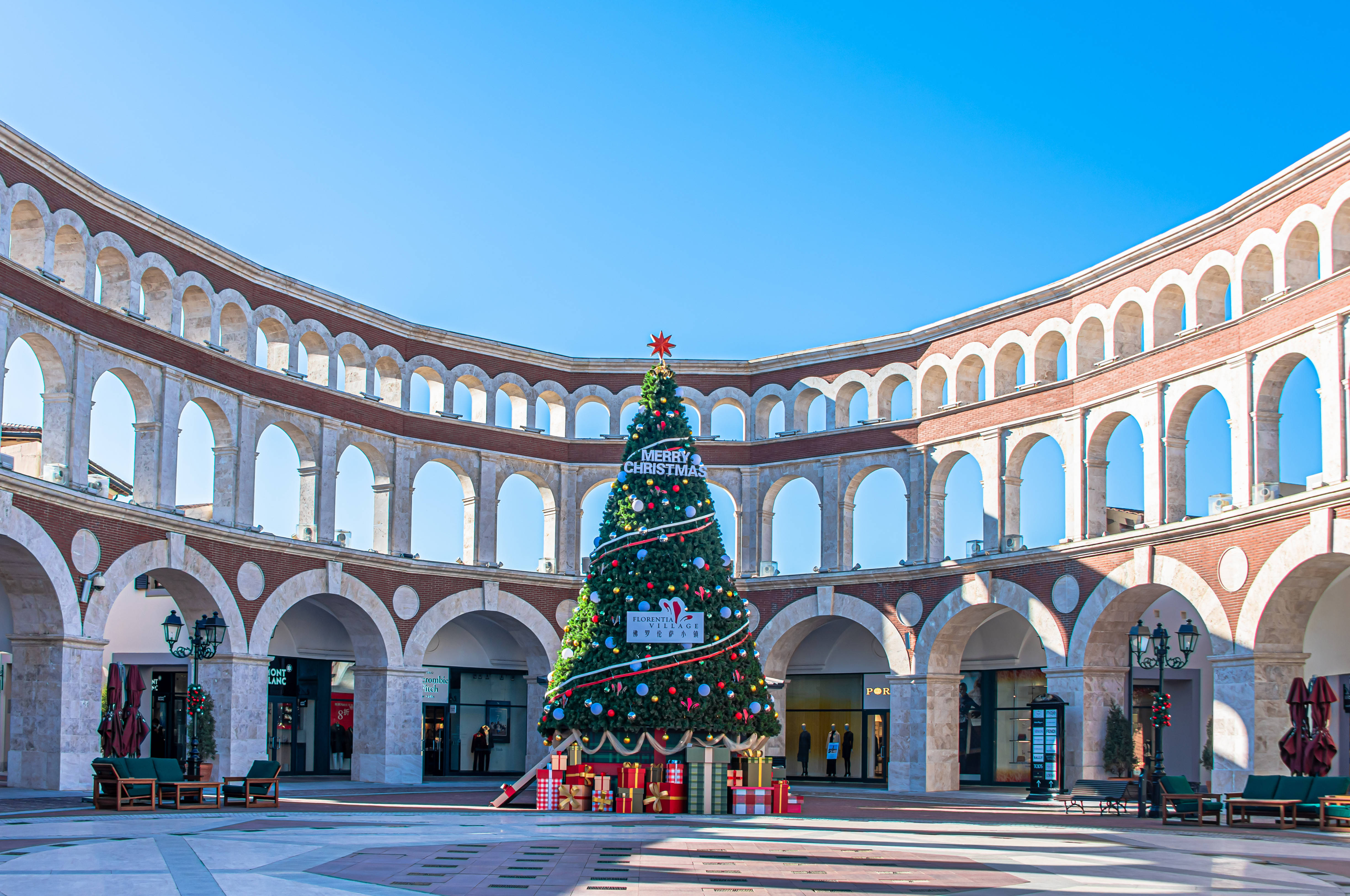 爱意圣诞点亮新年京津佛罗伦萨小镇邀你共赴岁末购物狂欢季