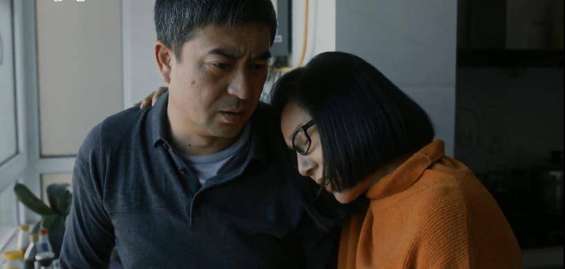 在观看《装台》的时候,笔者发现一个有趣的故事情节