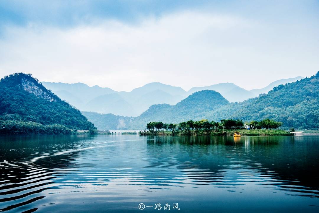 广东清远发现"桂林山水",移步换景如入画里,全湖景蹦极好刺激