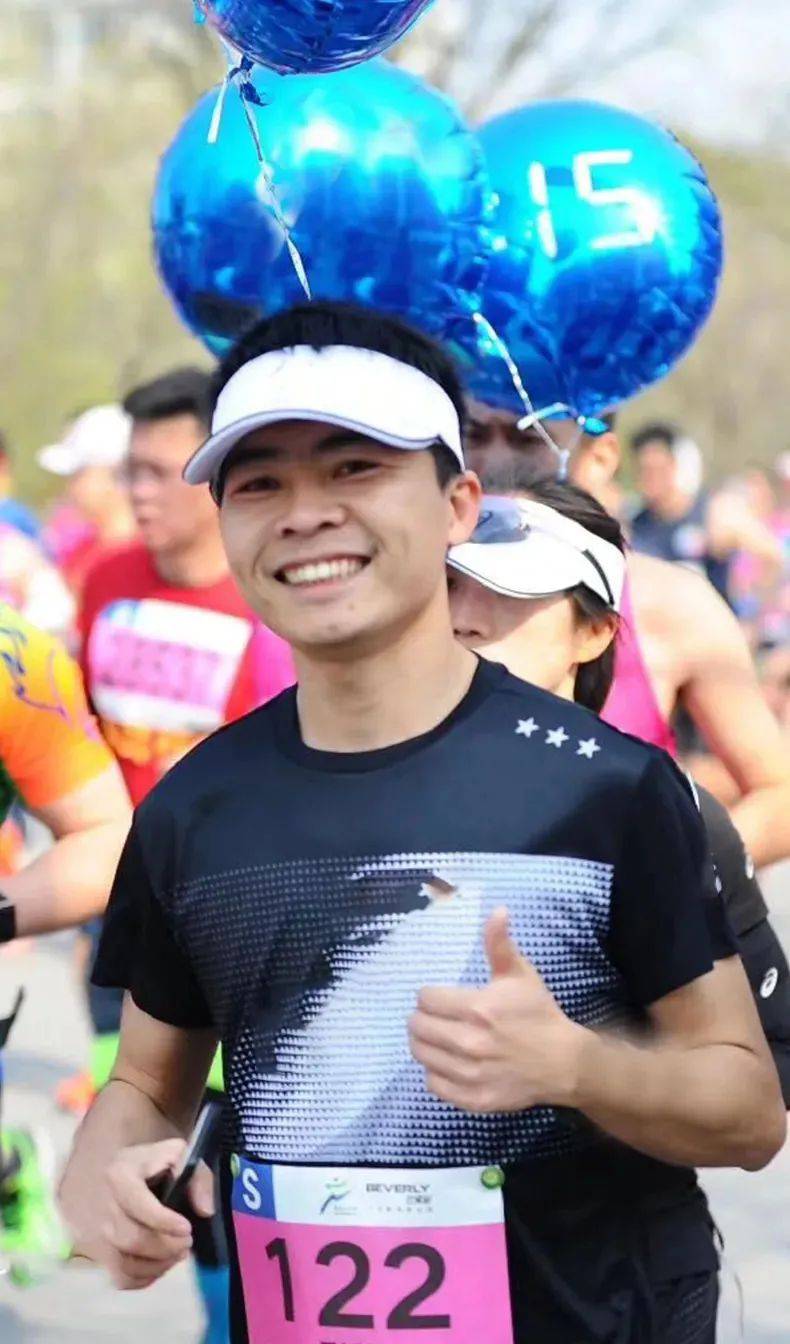 一起享受比赛黄宗毅|官方配速员 200蓝天永远在白云之上李丹|官方配速