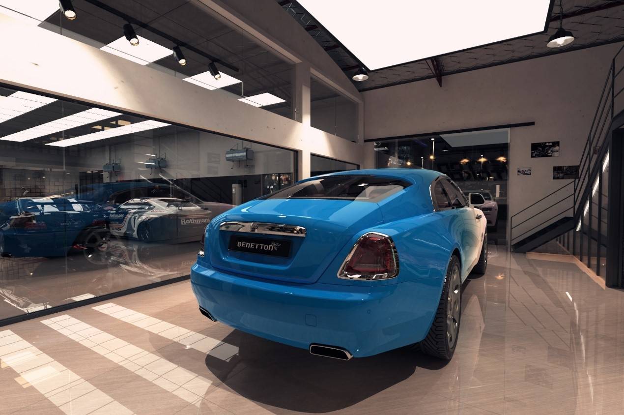 劳斯莱斯魅影彩绘粉变白这样的搭配堪称世上绝配