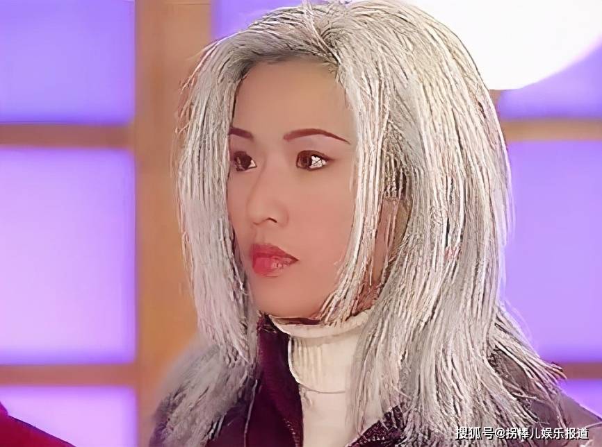 我和僵尸有个约会况复生已娶妻白素素嫁给令狐冲