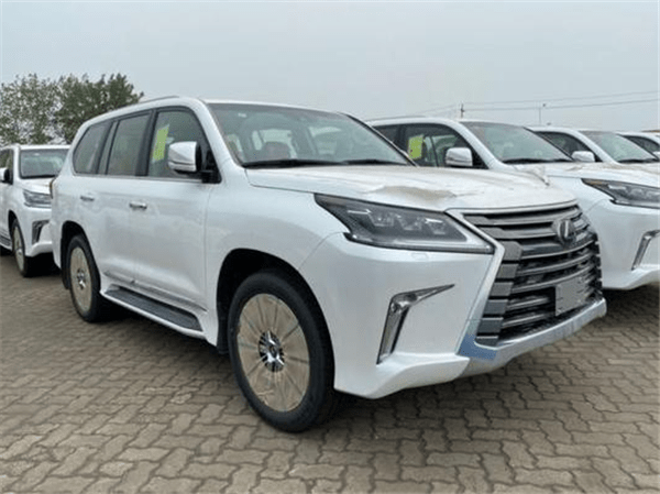 2020新款雷克萨斯lx570 硬派越野港口热销