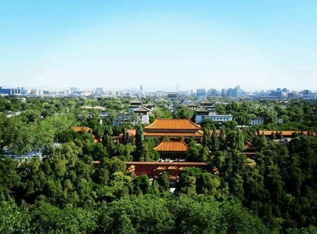 北京有个国色天香景点，位置优越，举目四望，满是繁花盛景