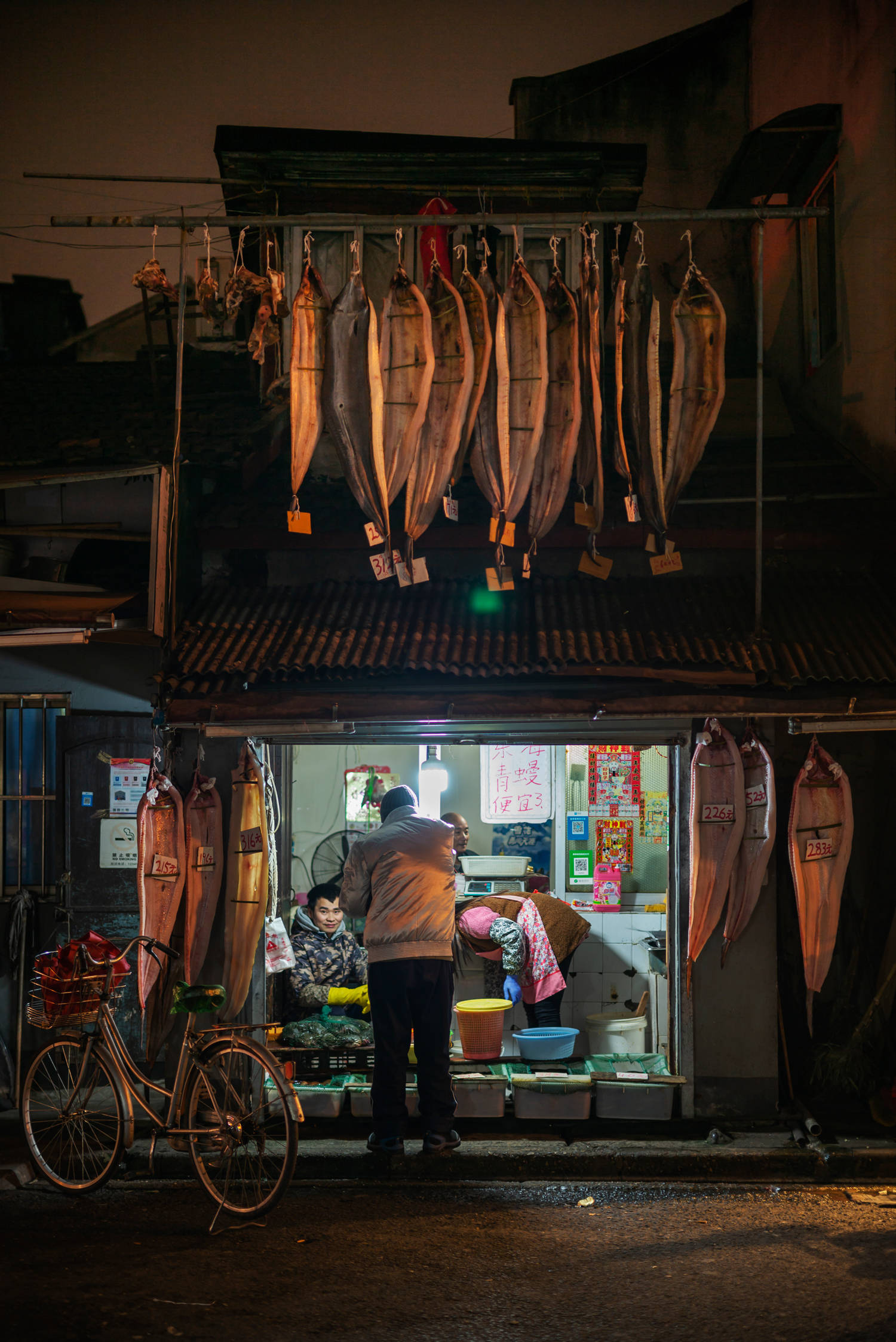 北外滩老上海生活消逝,经营数十年的裁缝铺清场