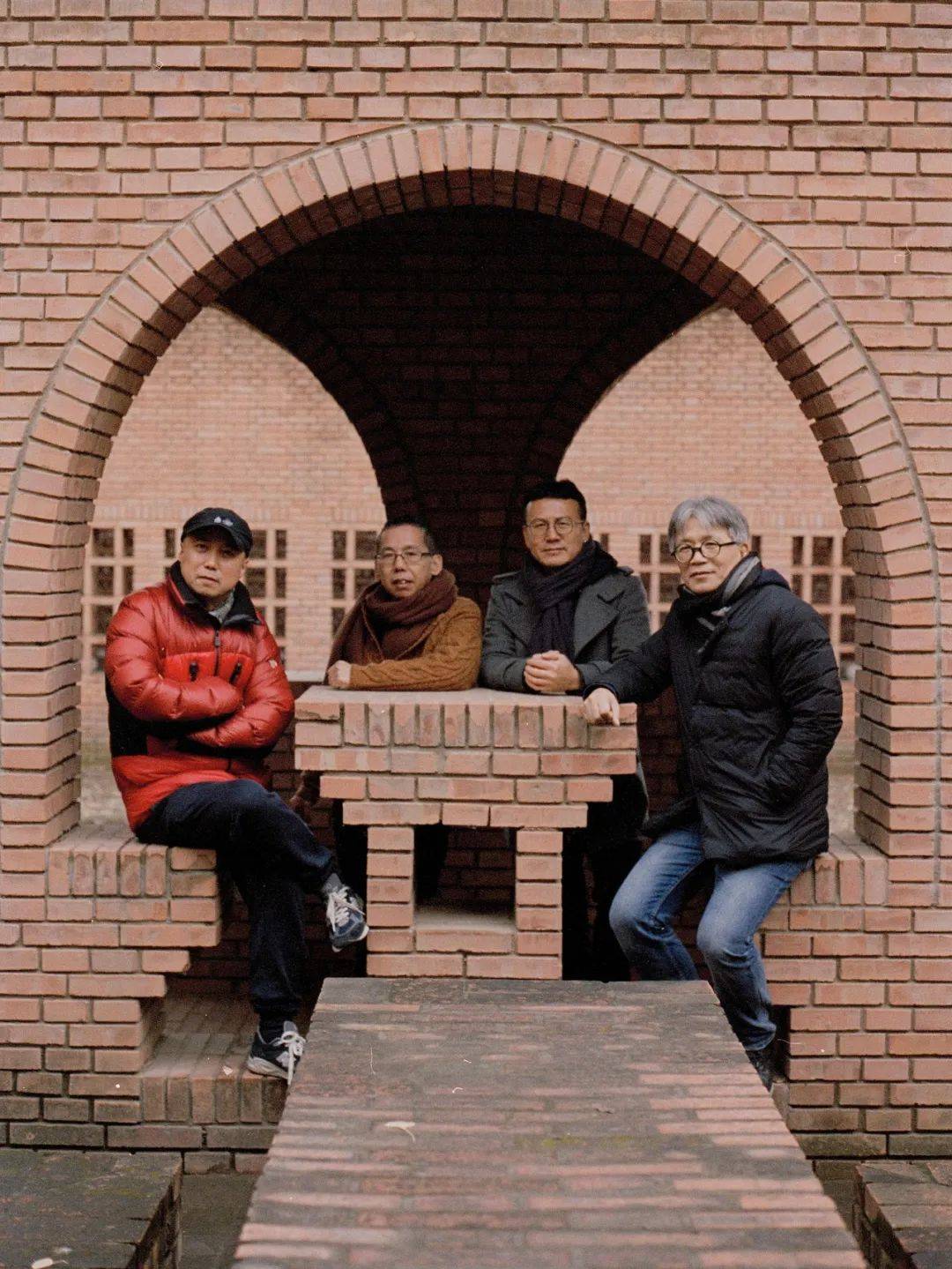 建筑师董豫赣:清水会馆_摄影_王磊_红砖