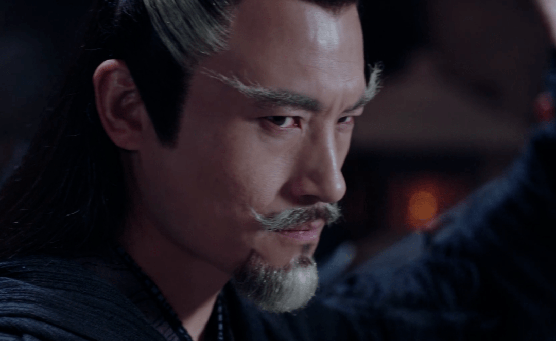 而耿乐无论是从扮相,还是演技上,都很好的驾驭了这个武林高手.