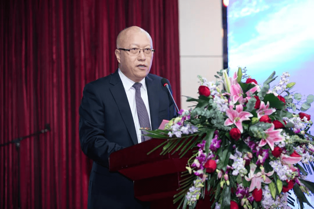 会副主任万克军和国家航天局对地观测与数据中心副主任张如生分别致辞