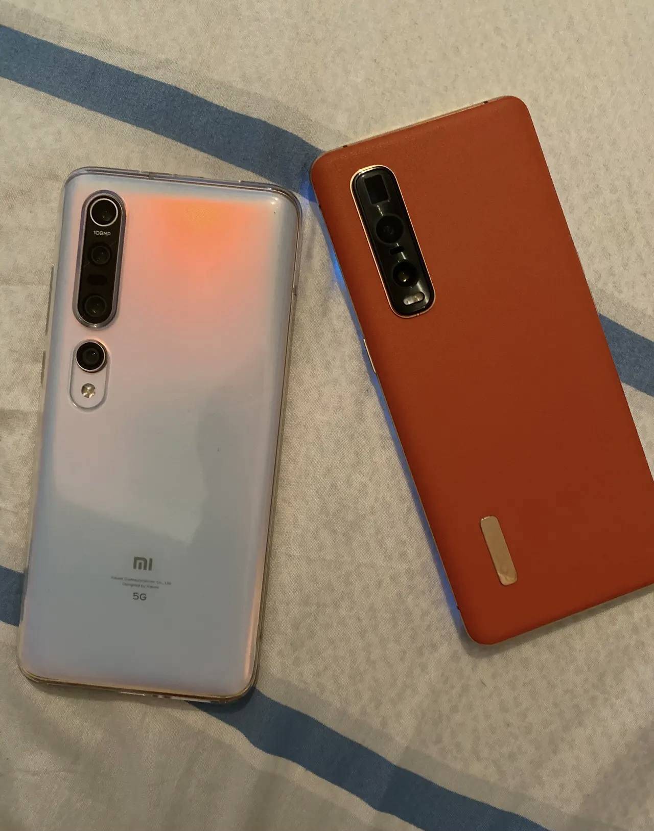 回看2020年旗舰机还是小米10和oppo find x2香
