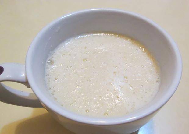  苹果山药蜂蜜饮> 材料: 1.苹果 2.