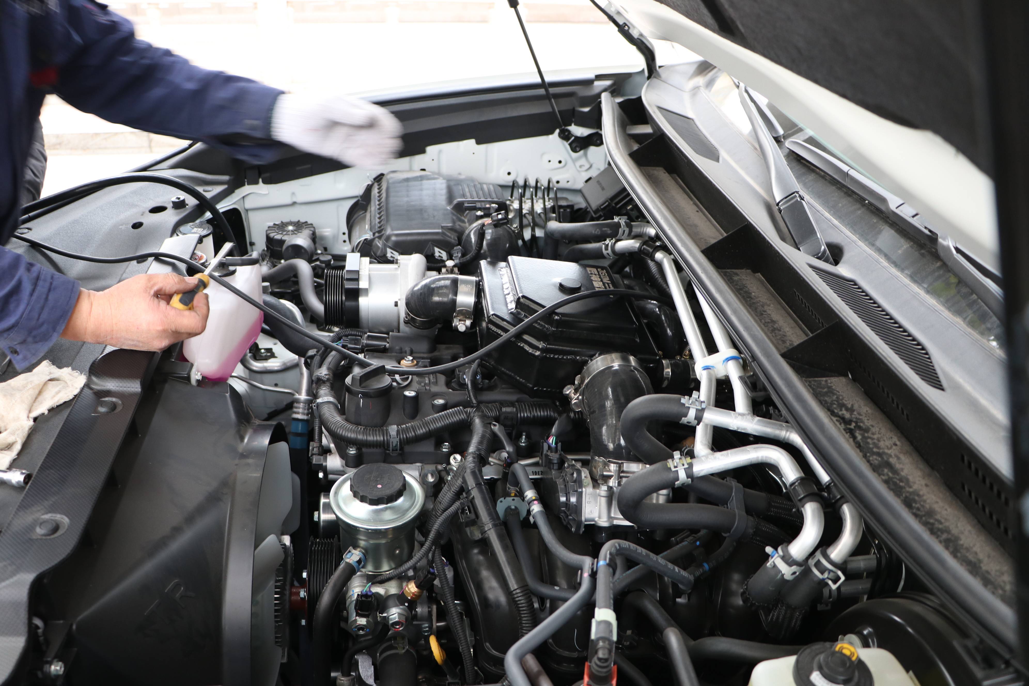 普拉多2700改装机械增压,别一上来就说"坑"