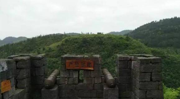 贵州的长城 中国的南长城 一直被历史埋没很多人不知道