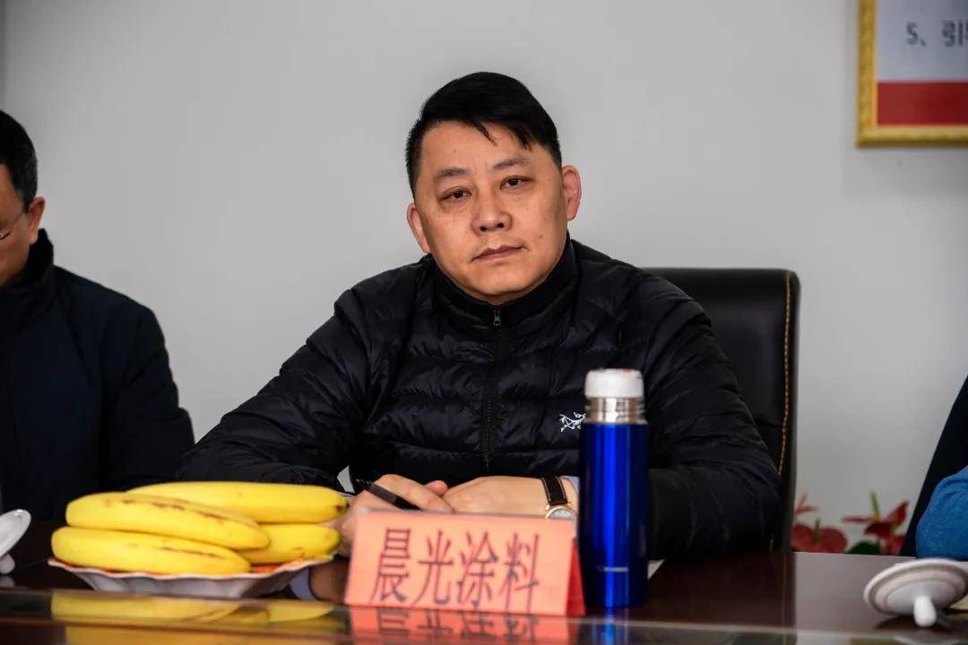 常州光辉化工有限公司董事长许建刚面对新的形势,许多难点,痛点接踵