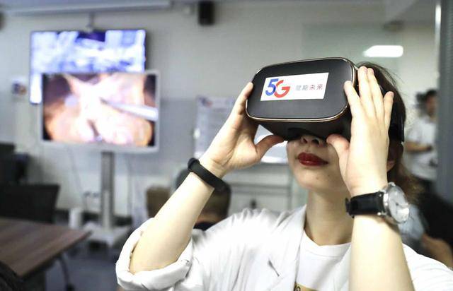 妇产科护理虚拟仿真教学软件:孕妇的福音来了!戴着vr眼镜生孩子