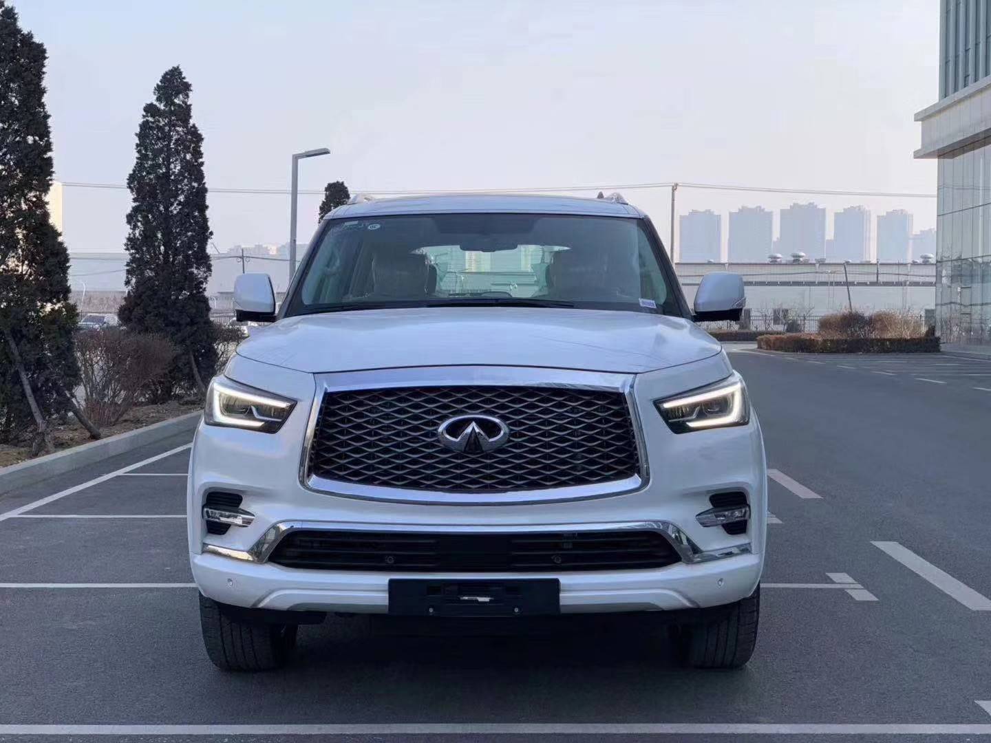 2020款英菲尼迪qx80现车高配袭来实降底价