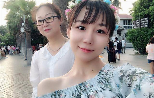 原创不足1米4的体操女神邓琳琳现状:退役长高10公分如今成为女神