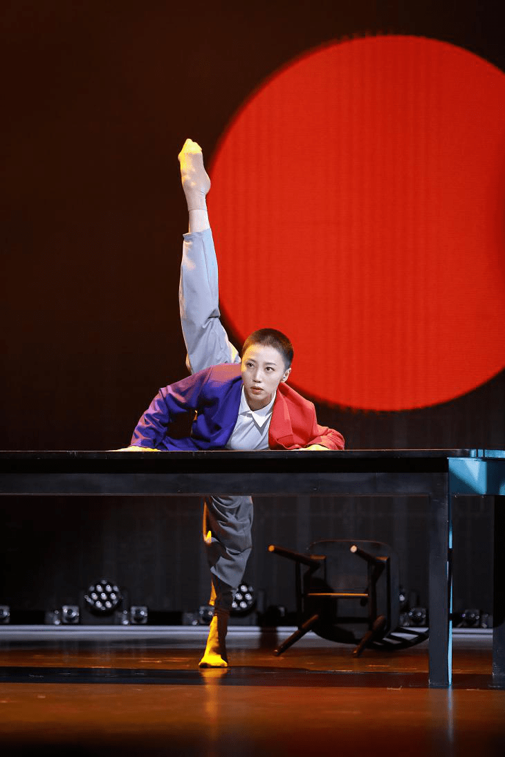 据悉,在接下来的终极对决里,上季四强舞者胡沈员,李响,刘迦和敖定雯&