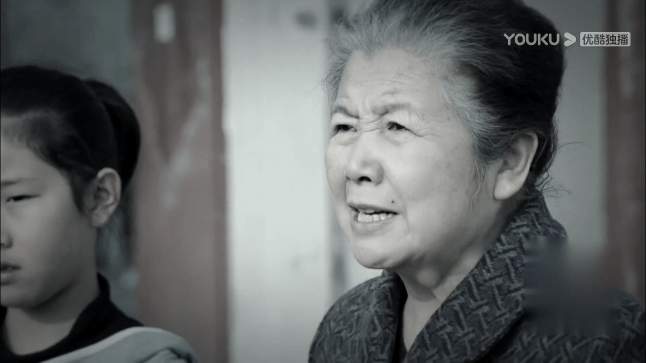 拒绝替身要求被埋巡回检查组高龄戏骨李文玲高度敬业