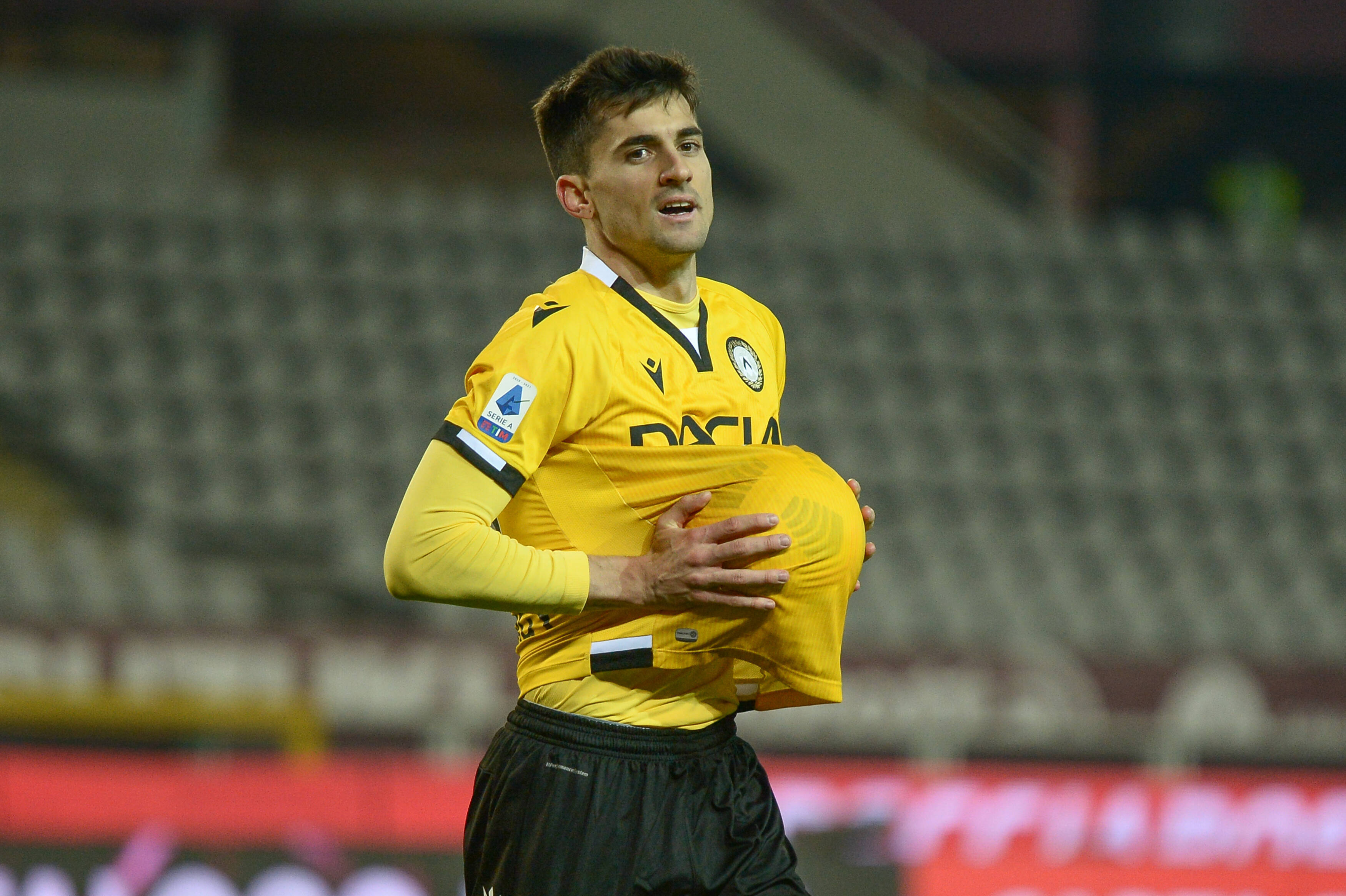 乌迪内斯官方:普塞托右膝十字韧带断裂