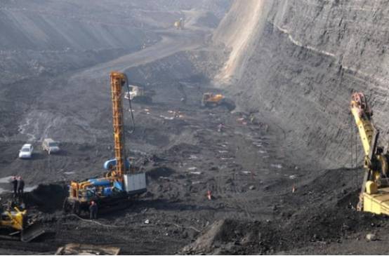 陕西最大的煤田：占地面积两千四平方公里，煤炭储量超1350亿吨