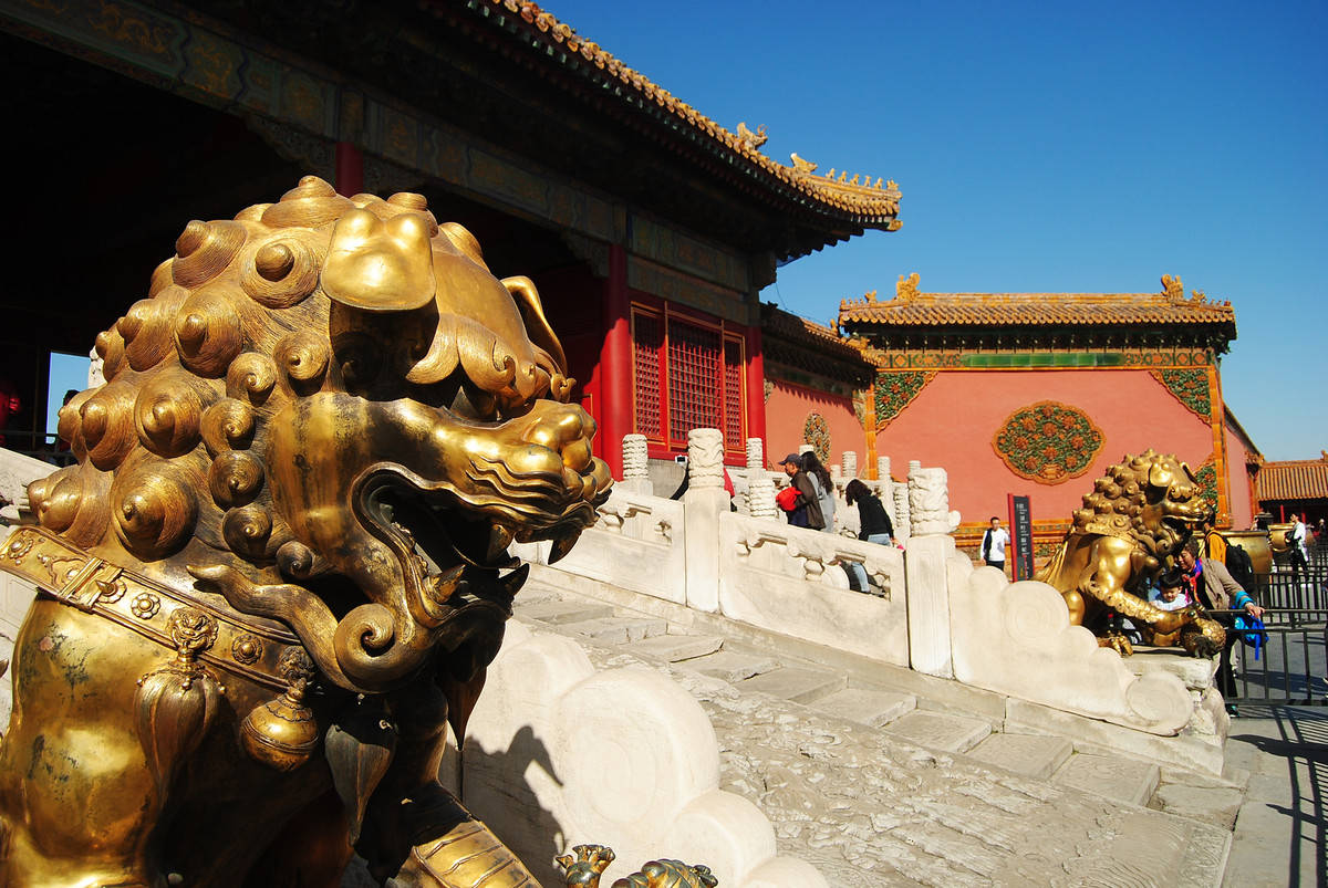 清朝皇帝生育能力越来越差,是因为修建紫禁城采用鎏金工艺?_器物