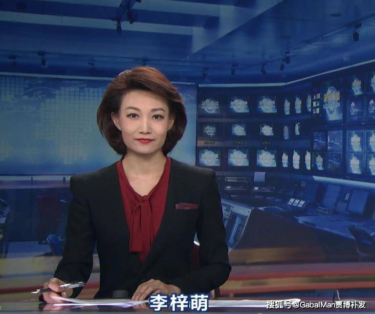 她戴假发主持央视13年,却没人看得出_李梓萌