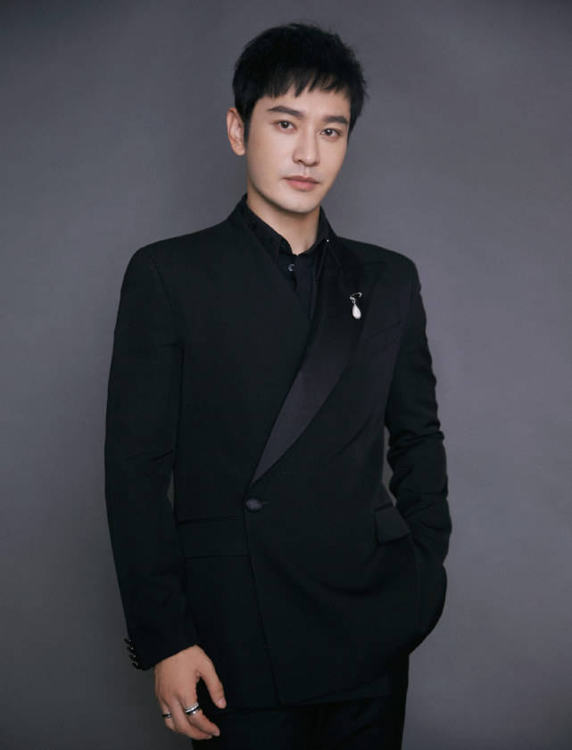 网友发帖称黄晓明杨颖确实离婚了:朋友妈妈和某明星妈妈是同学,有聊到