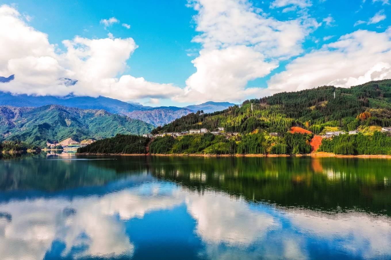 原创瓦屋山亲子游距离成都最近的冰雪王国