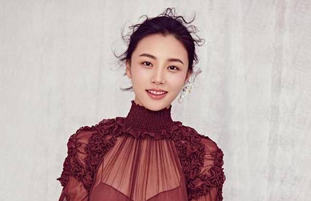 有种整容叫和王思聪分手分手一年后陈雅婷逆袭成为女神