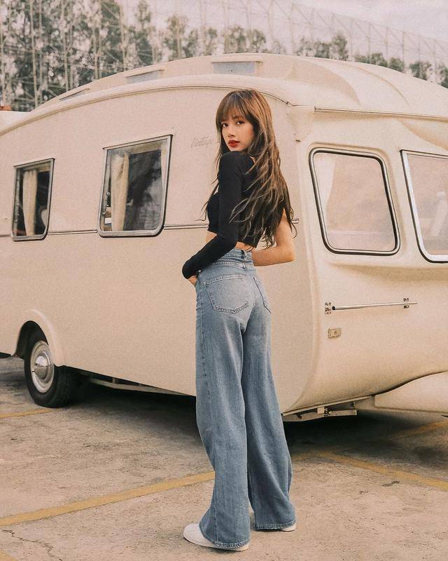 lisa回归青你3任舞蹈导师杨丞琳让李荣浩潘玮柏带她认识lisa