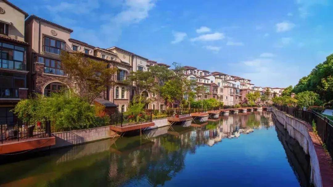 龙湖·滟澜山实景照片