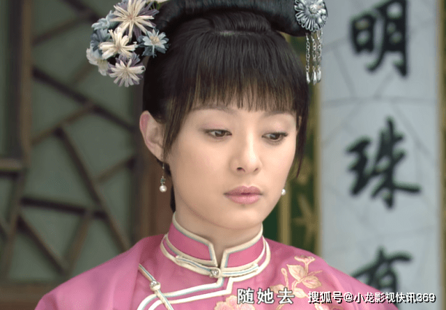 甄嬛为何从齐刘海变成了中分?得知她换发型的时间后,明白了