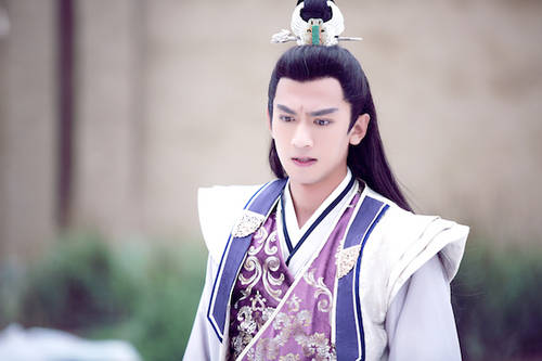 白小楼的传人1,白天羽之前,白小楼一直畏惧柴玉关等大侠,在这几人杳无