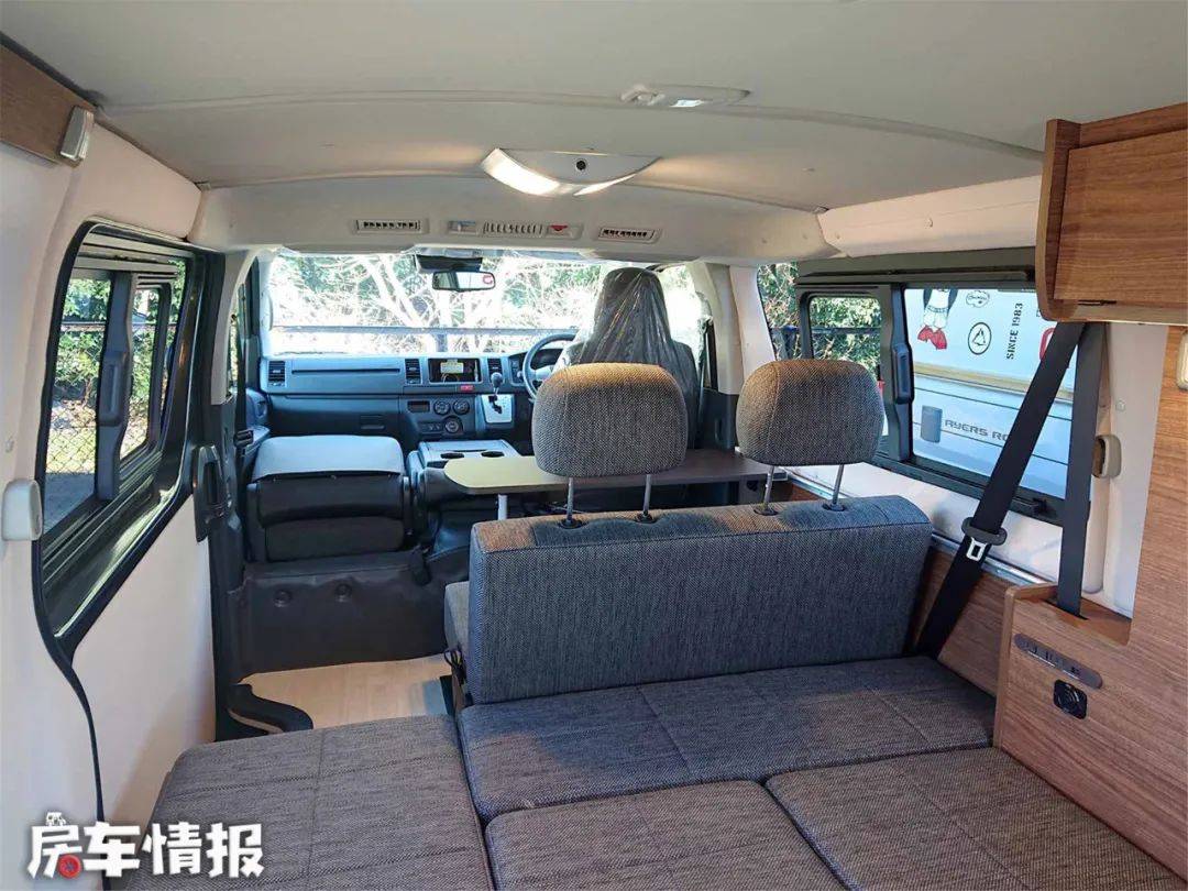 新款豐田海獅房車車高不到2米輕鬆進地庫魔術座椅能變超大床