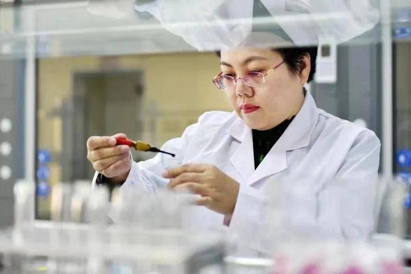 杨霞:自主创新开辟人源胶原蛋白新时代