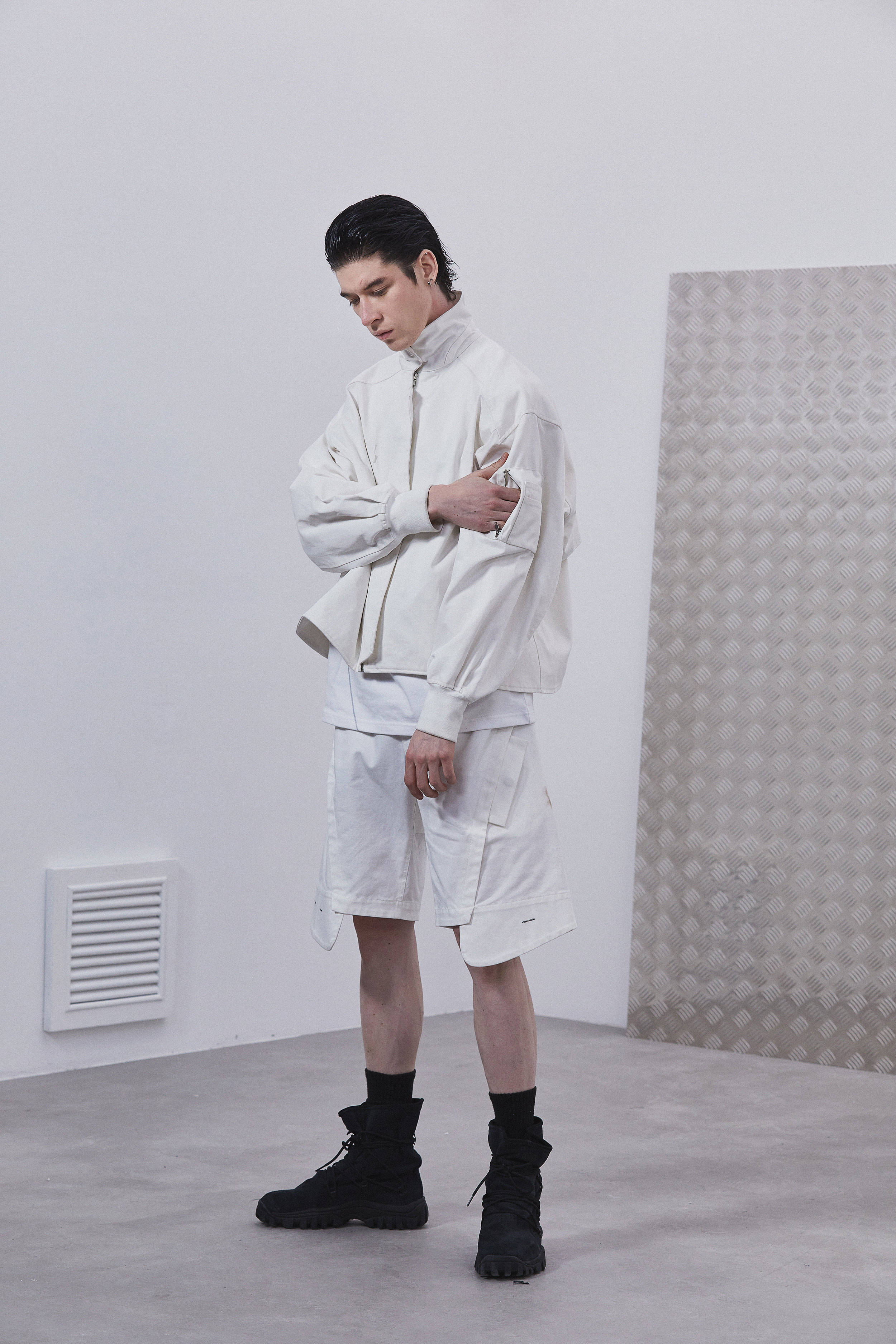 roaringwild spring / summer 2021 「 echo chamber 」季度概念型录