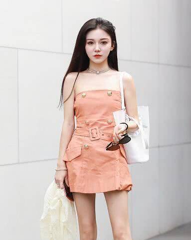 肤色白皙的人反而更难晒黑?真是一白遮百丑