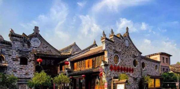 我国“首个宜居”的城市，在浙江这个低调的千年古城，知道哪里吗