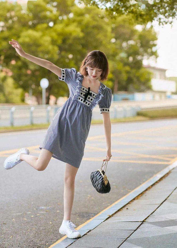 ˭���������?Lisa�������ֲݵ��⼸��,������2021��Ĵ󱬿�