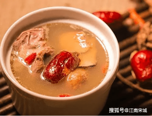 养脾胃的食疗方法推荐 f4dda7d857de48a2b759aaf335f32b05.png