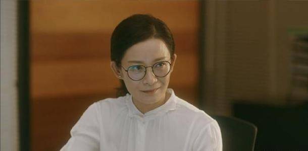 流金岁月杨柯正牌女友上线低调又有才华美貌的朱锁锁不是对手