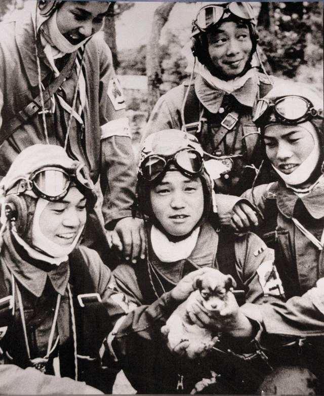 日本軍 海軍 神風特攻隊 隊員 生き残り 軍刀 肥州住廣貞 脇差 航空刀