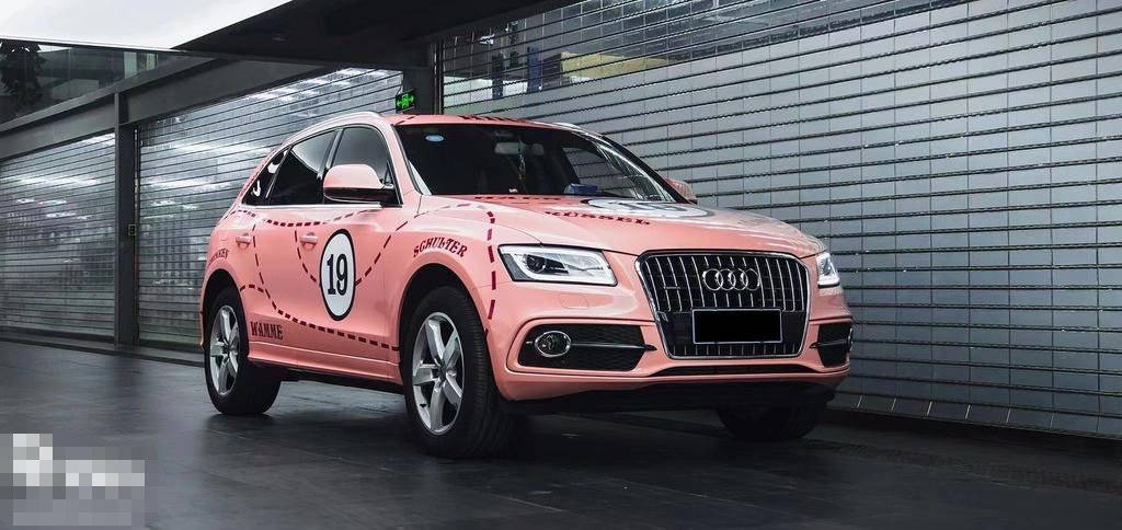 奥迪q5l彩绘粉猪 这是一种对买车庆贺