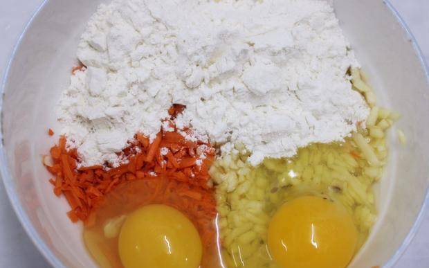 苹果加胡萝卜有什么作用与功效 354b8629a0054c298c513f7d26287983.jpeg