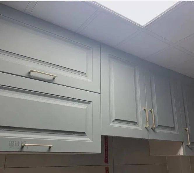 原创定制柜的柜门用平板柜门还是造型柜门细节做对装修效果更美