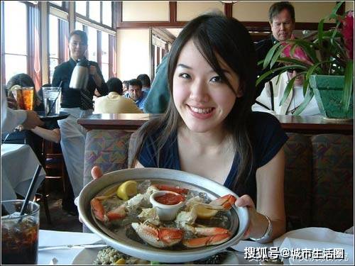 伞头秧歌梦幻小说:《许凡东游记 》 王洪廷作