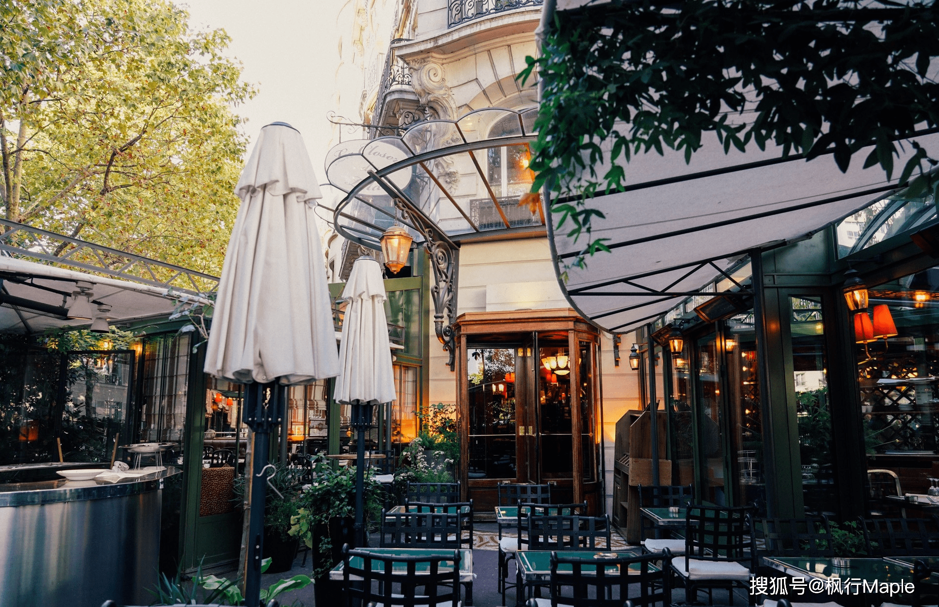 13 Famous Cafes in Paris - Girl With The Passport