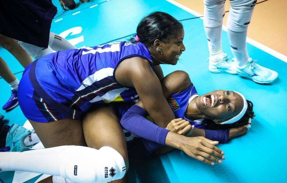 东京奥运梦想破碎?朱婷迎来卫冕最佳机会_手机搜狐网